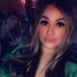 Meet your Posher, Jenny